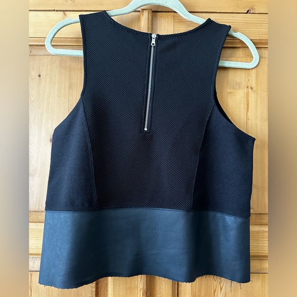 Banana Republic Top - Picture 3 of 11